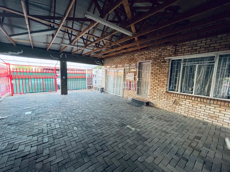 3 Bedroom Property for Sale in Geelhoutpark North West